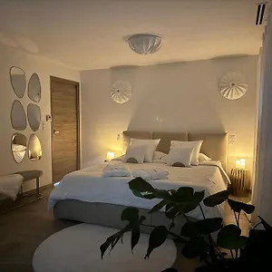 suites-l-ecrin.fr-provencehotel.com/
